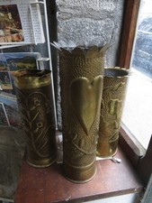 ARTISANAT TRANCHEE: LOT 3 douilles d'OBUS SCULPTES - CRAONNE, AISNE 1917, FLEURS