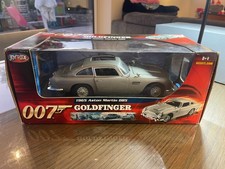 Aston Martin DB5 Goldfinger 1/