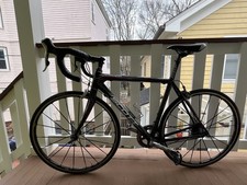 Scott Addict R2 Carbon Fiber