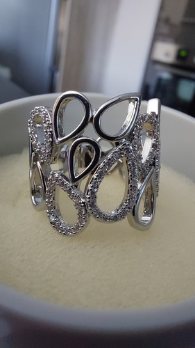 Bague pavée avec gouttes - pavée,