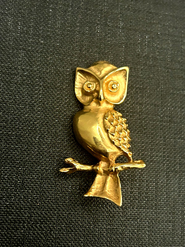 Broche ancienne hibou doré