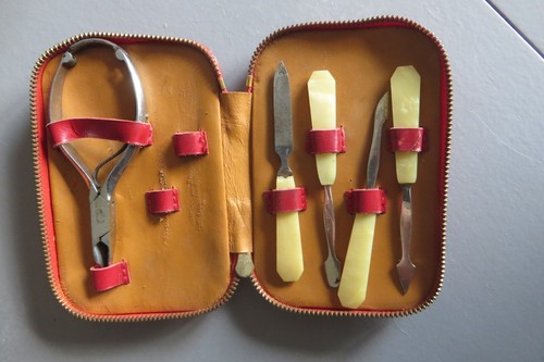Trousse manucure nogent - à,