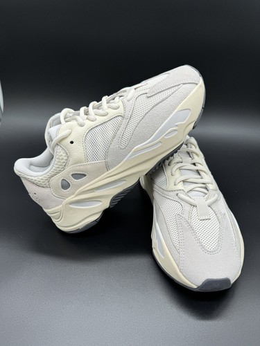 Adidas yeezy boost 700 - adidas,