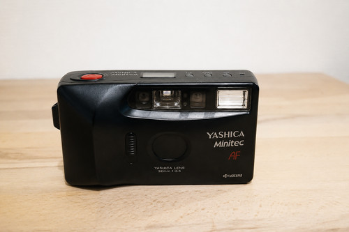 Yashica minitec - yashica, af