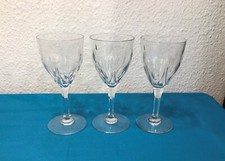 1 verre à eau en cristal de SAINT LOUIS modèle VIC 17,6 cm Pied Service no vin