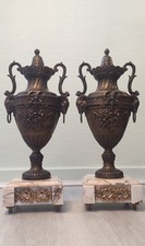 Paire urnes bronze marbre