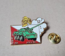 Pin's police / GBGM Gendarmerie Mobile - VBC 90 rouge blanc GBGM 12 1