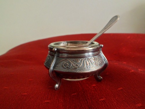 Saleron russe vintage - , métal
