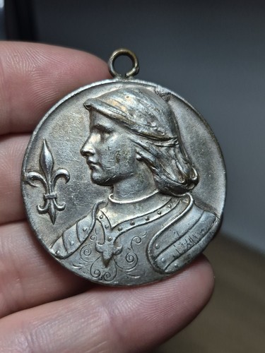 158 médaille jeanne - #158-69~,