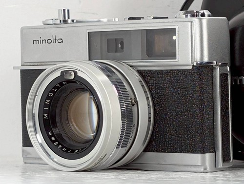 Lens near mint minolta - [lens,