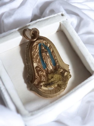 Médaille religieuse ancienne