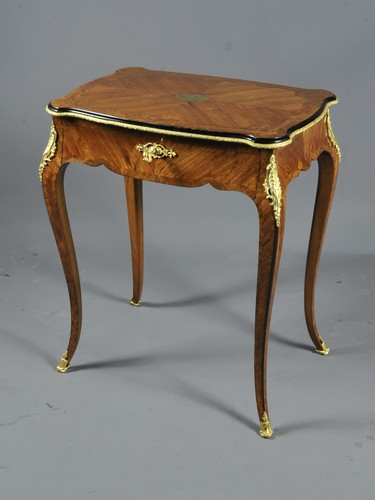 Table salon style - de,