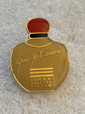 broche JH Johnny Hallyday que je t'aime parfums pin pins signé Formula Paris