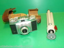 -APPAREIL PHOTO AGFA avec ETUI CUIR et SON PIED TELESCOPIQUE PLIABLE collection