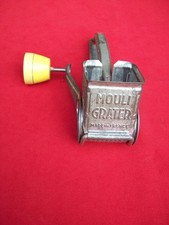 ANCIEN USTENSILE DE CUISINE MOULIN A RÂPÉ LE FROMAGE MOULI GRATER MADE IN FRANCE