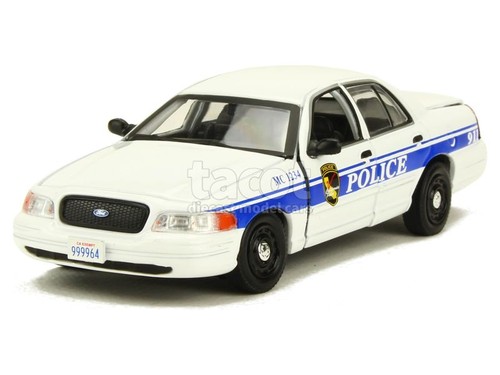 Ford crown victoria police - ford,