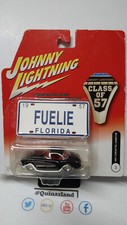 Johnny Lightning 2005 class of 1957 1957 chevy corvette hardtop   (NG42)