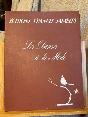Les danses mode volume - danses,