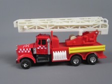 C150 Jouet Chine Peterbilt 389 Camion Pompiers Grande Echelle USA L 13.8 cm