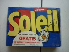 ASTERIX / RARE  BOITE SOLEIL  NON OUVERTE AVEC PORTE CLEFS / POINTS TINTIN  1967