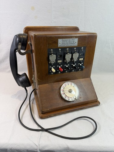 Ancien tableau téléphonique - ancien,