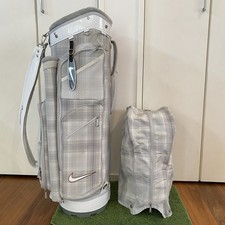 Nike Checkered Pattern Gris