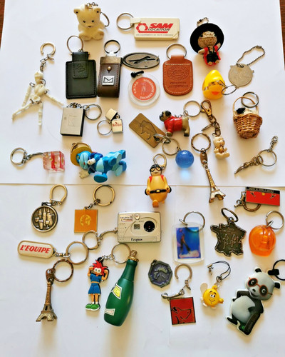 Lot porte cles divers pub - porte,