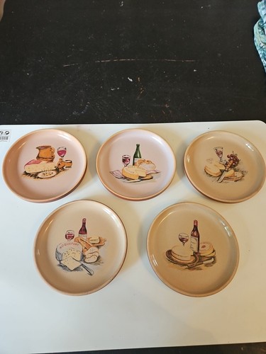 Assiettes fromage de gien - a,