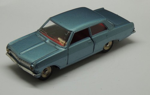 Vrai dinky toys - 542, opel