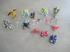 lot 17 figurines / power