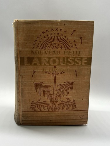 Nouveau petit larousse - nouveau,
