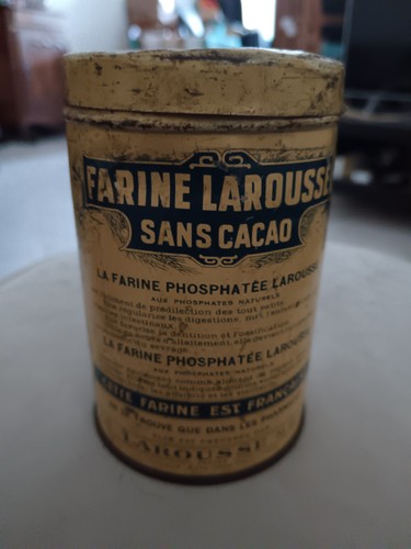 Boîte tôle farine larousse - ,