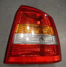 FEU ARRIERE DROIT OPEL ASTRA G COUPE  GM90521544