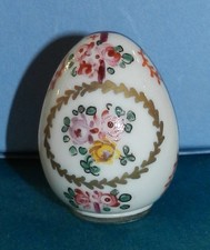 Salière en porcelaine de Sèvres