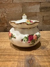 Royal Albert Dorothy Pot Old Country Roses Fine Bone China Made in England