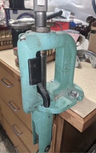 Rcbs upgrade primer catcher - rcbs,