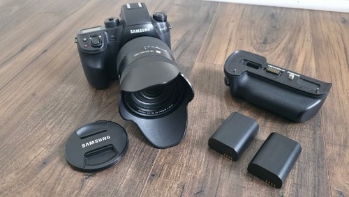 Samsung nx1 2mp camera - samsung,