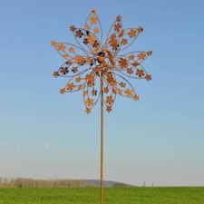 Roue à vent en rouille noble