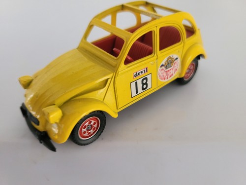 Citroën 2cv6 vert 18 - citroën,