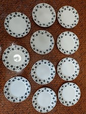 11 Assiettes à Pain  ou Dessert BERNARDAUD Porcelaine de Limoges, XX s