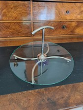 Plat de service avec poignée