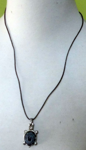 Collier tortue