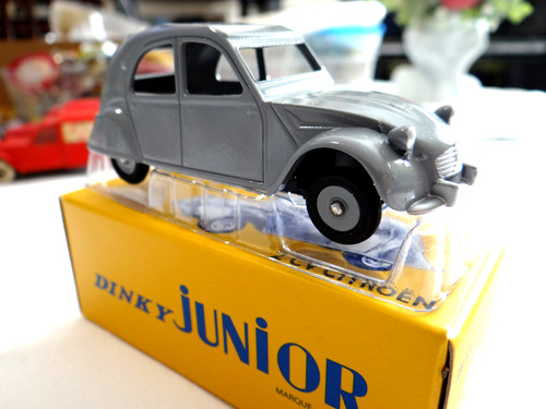 Dinky toys atlas - toys,