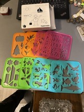 Tupperware stencils en boite