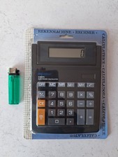 ancienne grande calculatrice