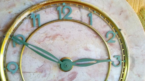 Restaurer horloge ronde - &à,