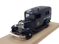 Ford V8 1934 fourgon Police
