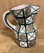 Pichet céramique Signé