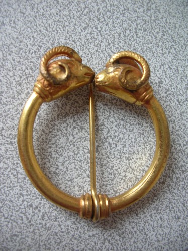 Ancien bijou fibule tête - , de
