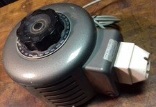 Auto transformateur variable 0-260V 8A. Philips, Type 2422 530 05401